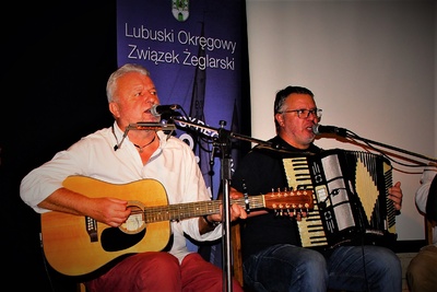 szanty_400 szanty_400